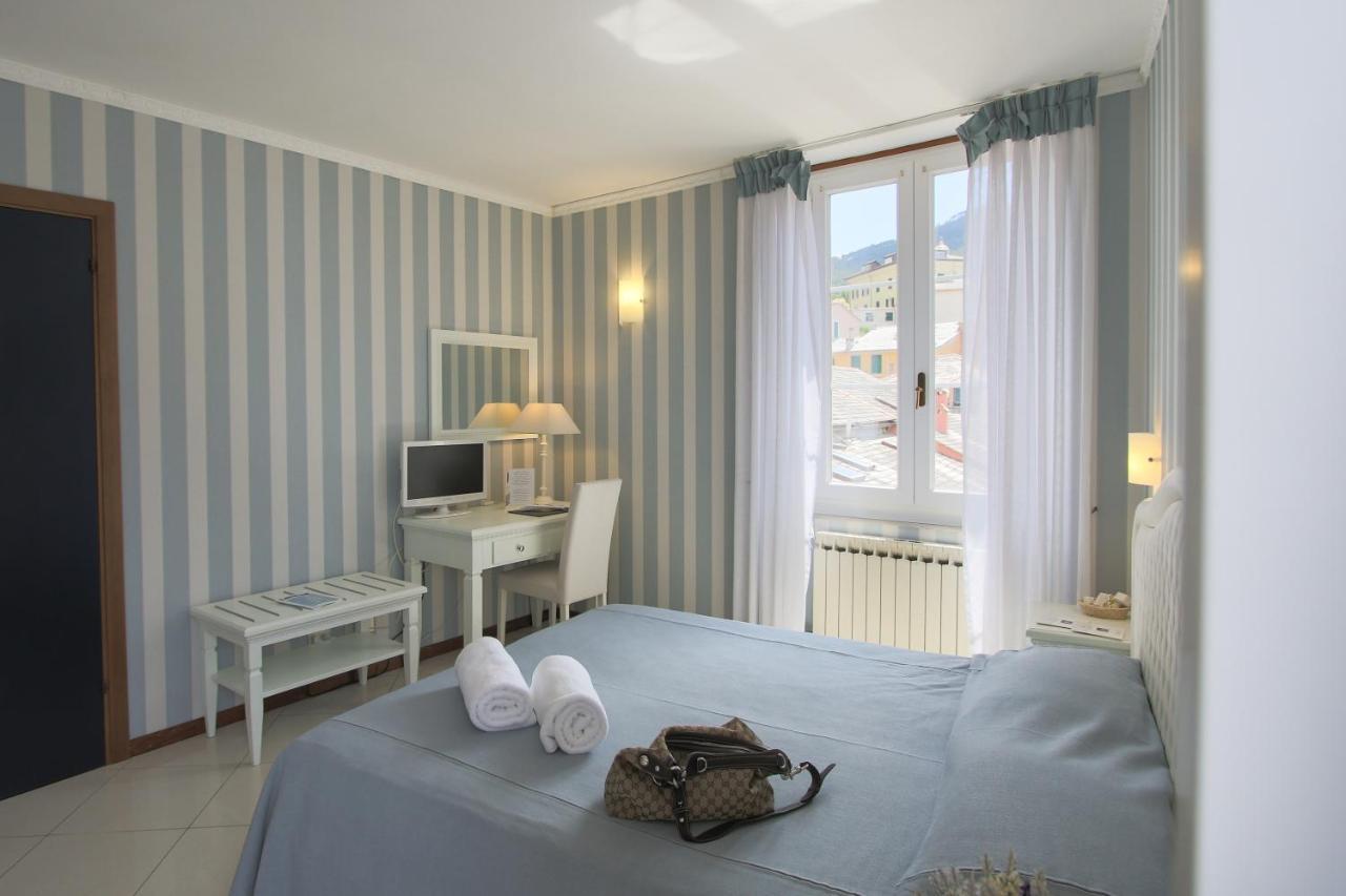 Hotel Nazionale Леванто Екстериор снимка